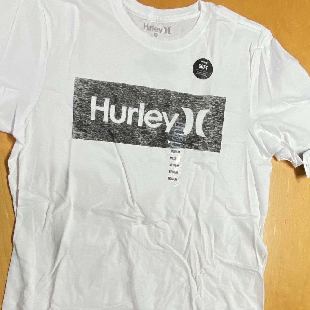 Hurley Men’s T-shirt NWT